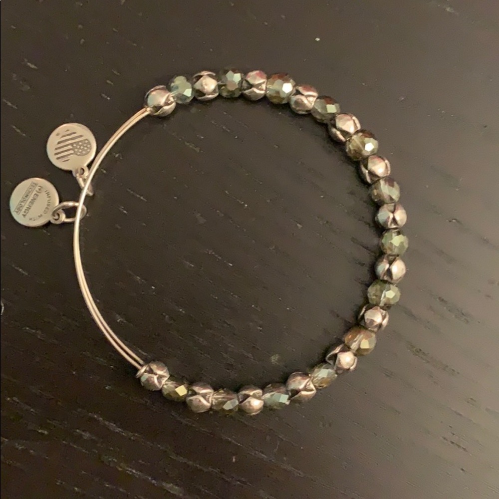 ALEX and ani bracelet ⭐️